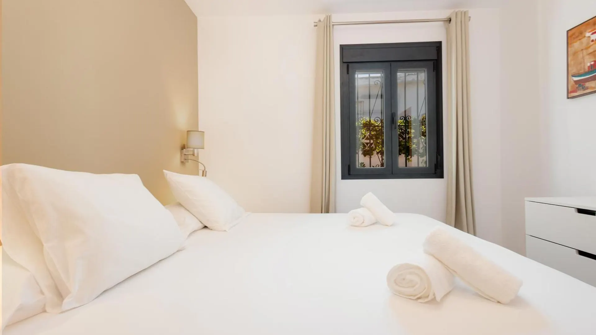 Holiday Home With Large Sunny Terrace, Costabella Marbella 0*,