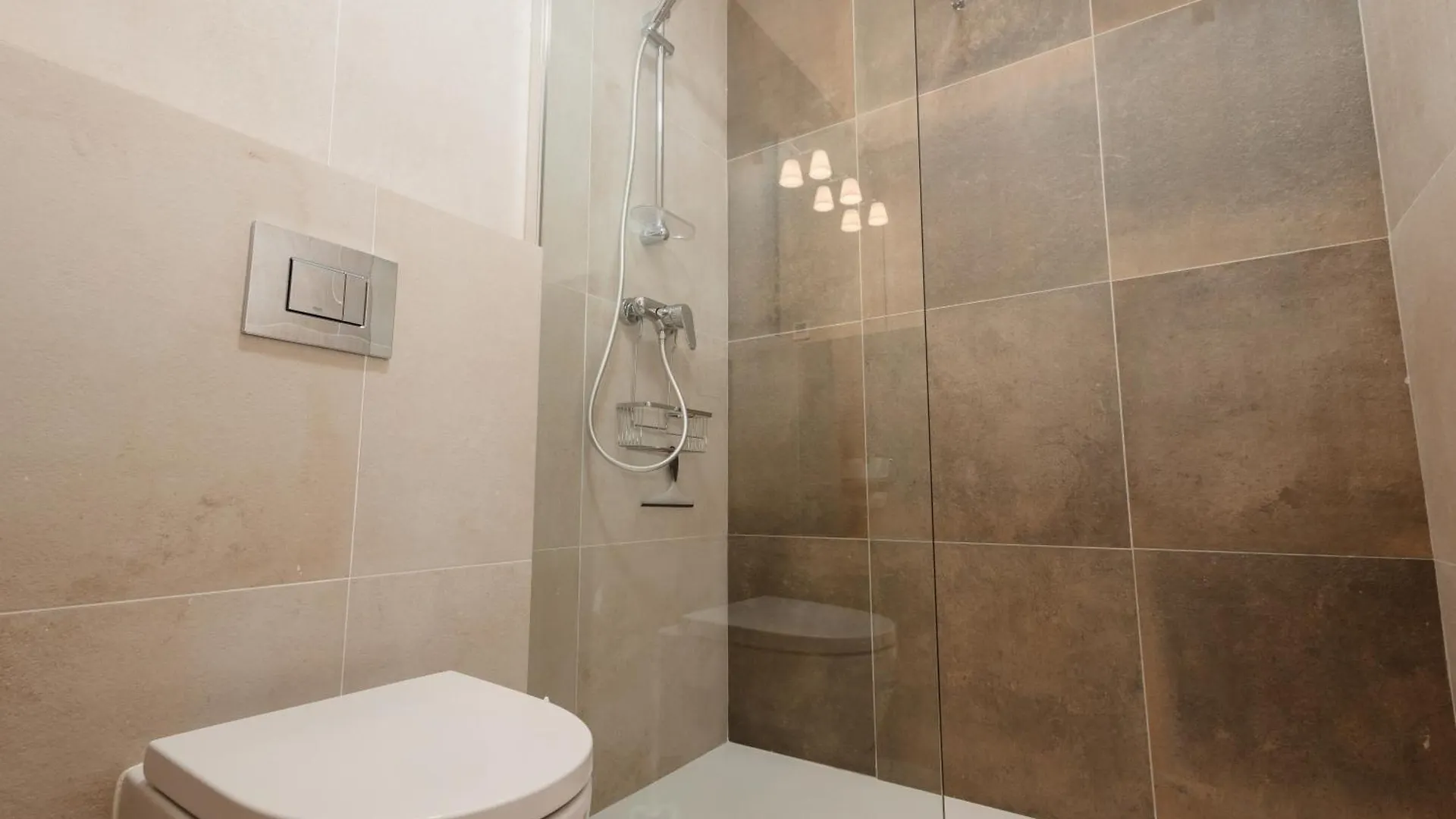 Holiday Home With Large Sunny Terrace, Costabella Μαρμπέλλα